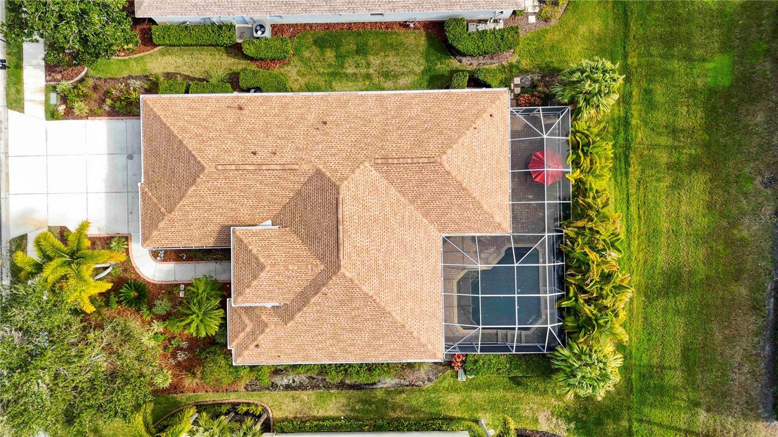 UNIVERSITY PLACE - Residential