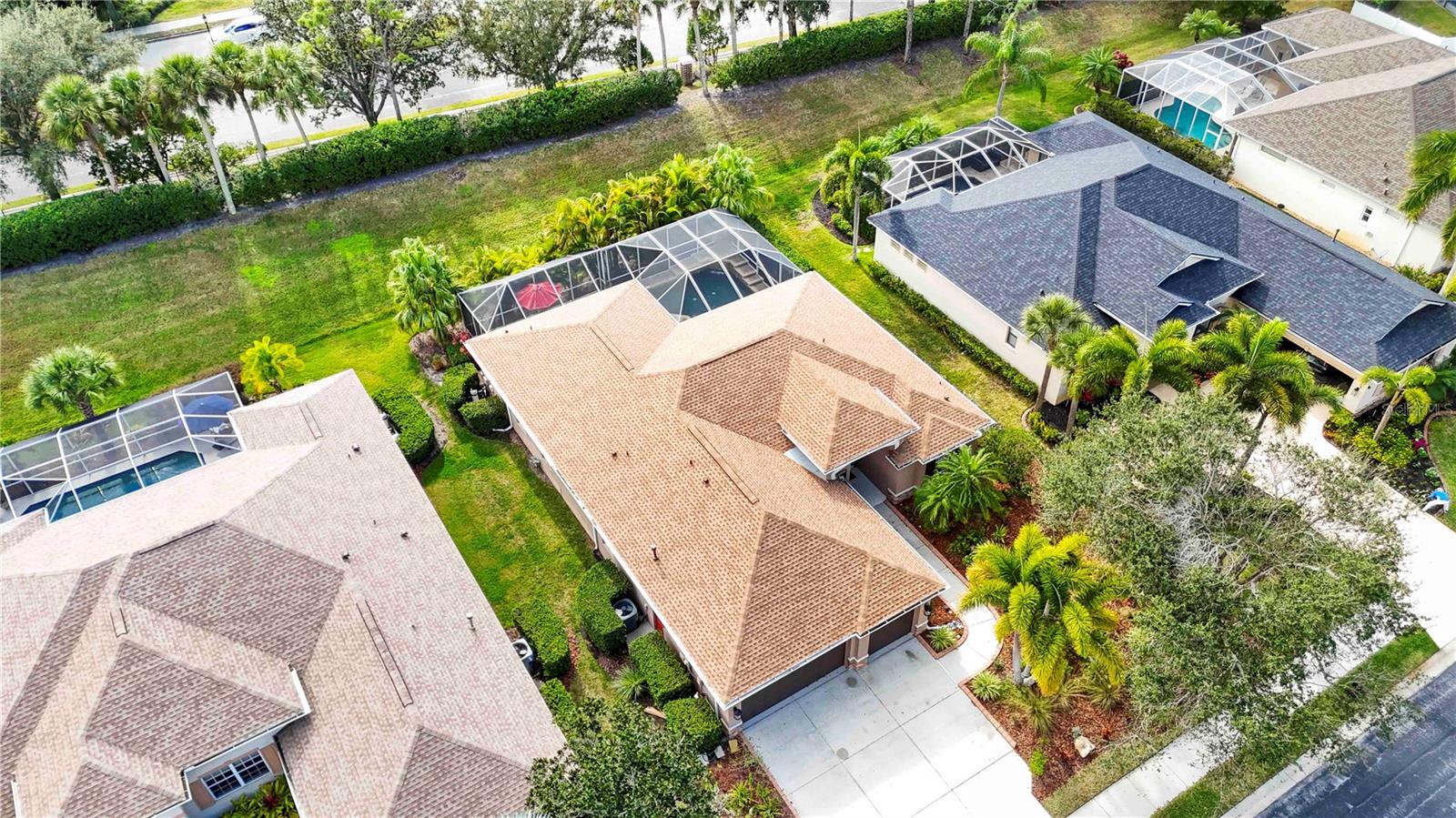 UNIVERSITY PLACE - Residential