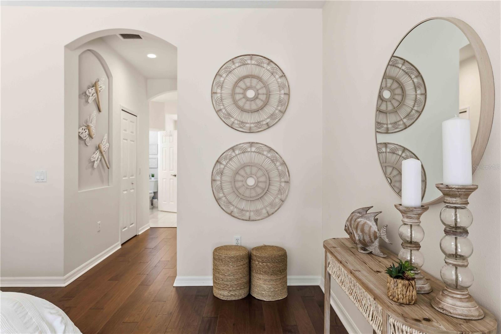 UNIVERSITY PLACE - Residential