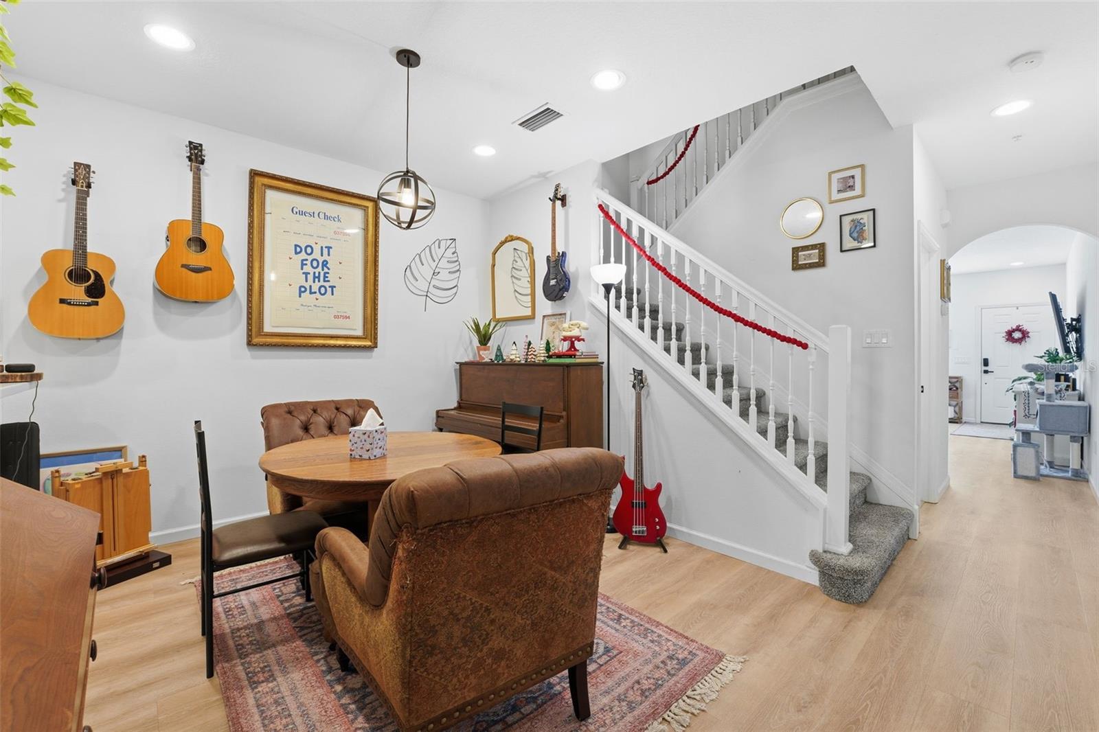 STONEYWOOD COVE - Residential