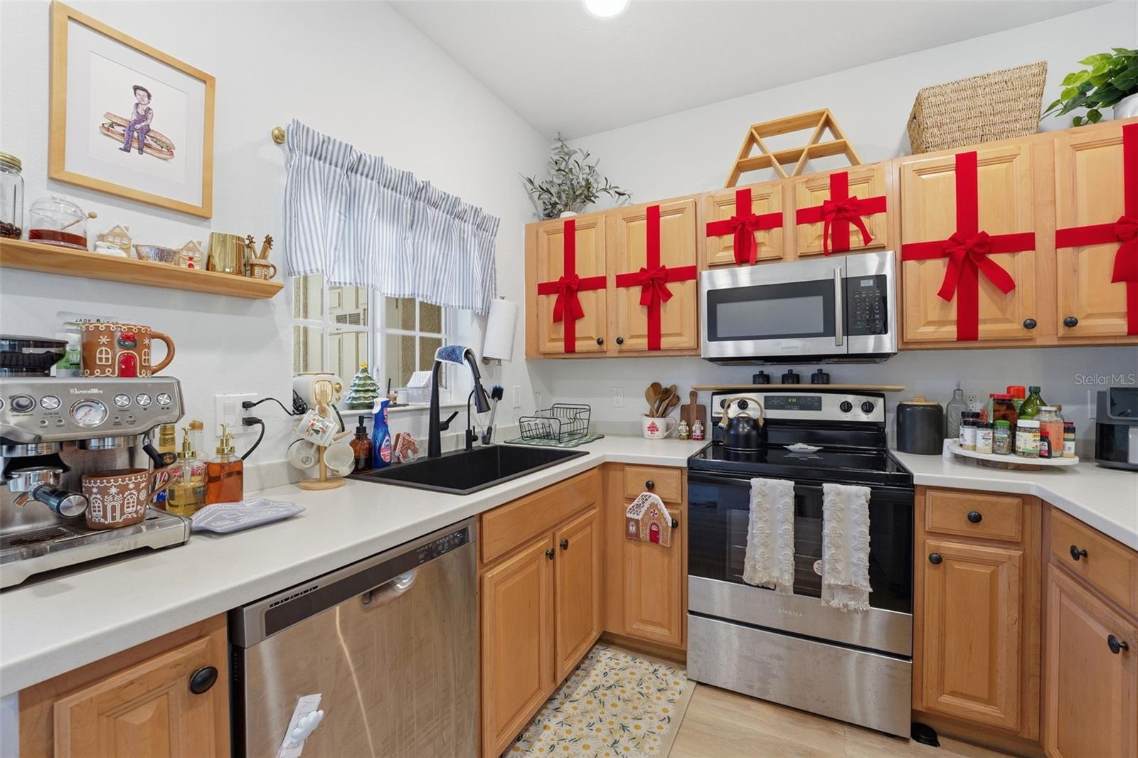 STONEYWOOD COVE - Residential