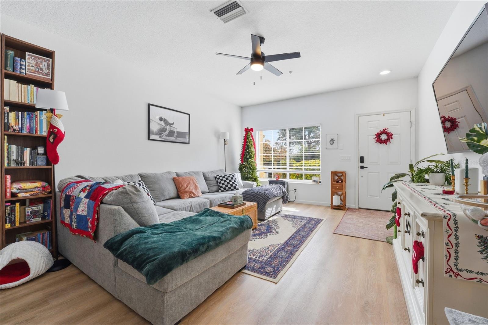 STONEYWOOD COVE - Residential