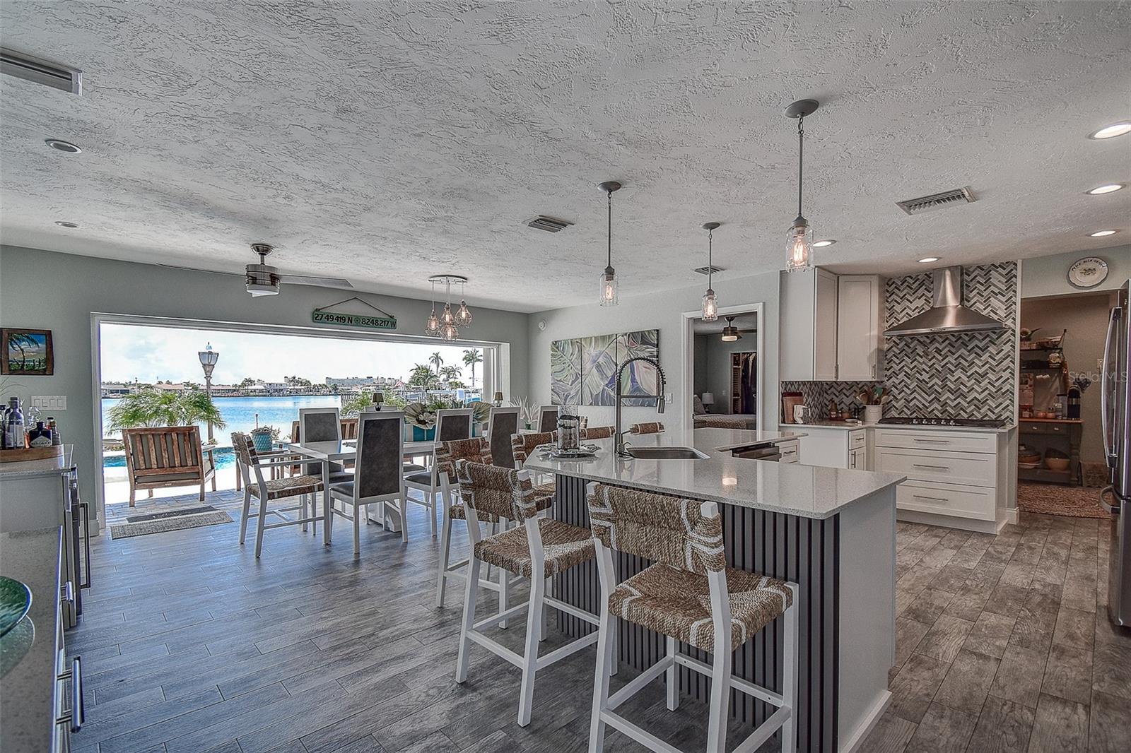 OAKHURST SHORES 1ST ADD - Residential