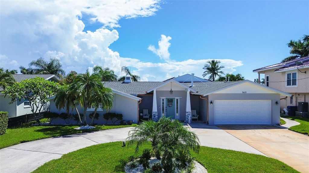 Photo of 5631 Oakhurst Drive, Seminole, FL 33772 (MLS # TB8431738)