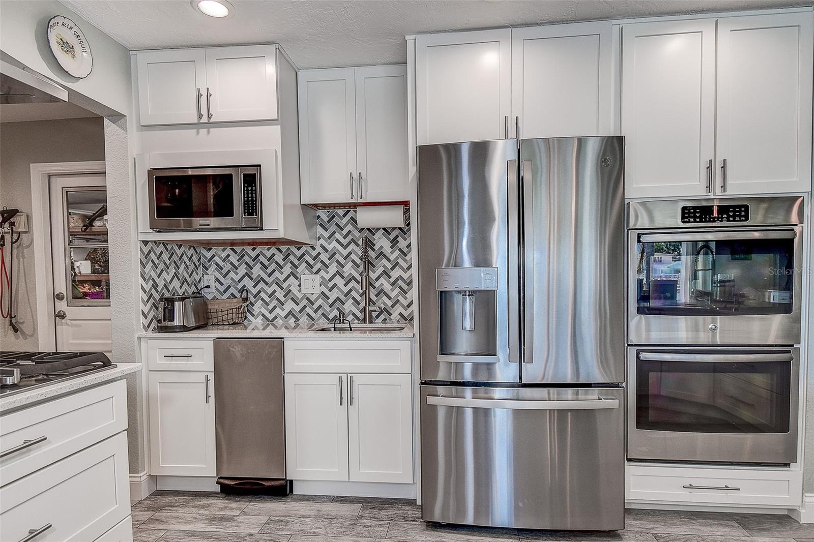 OAKHURST SHORES 1ST ADD - Residential