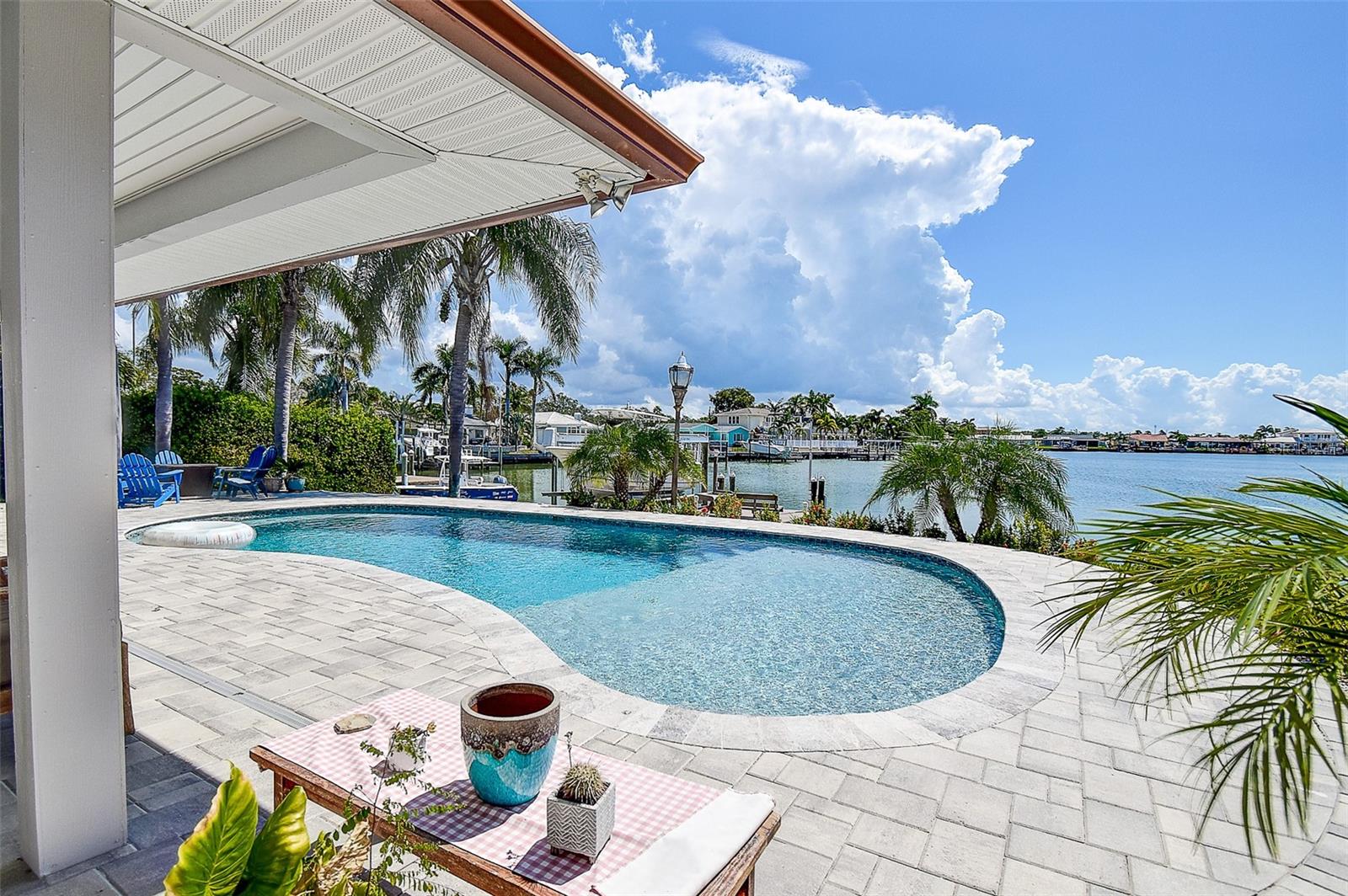 OAKHURST SHORES 1ST ADD - Residential