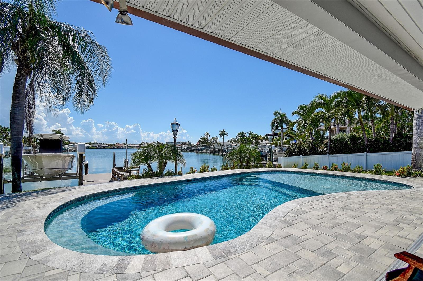 OAKHURST SHORES 1ST ADD - Residential
