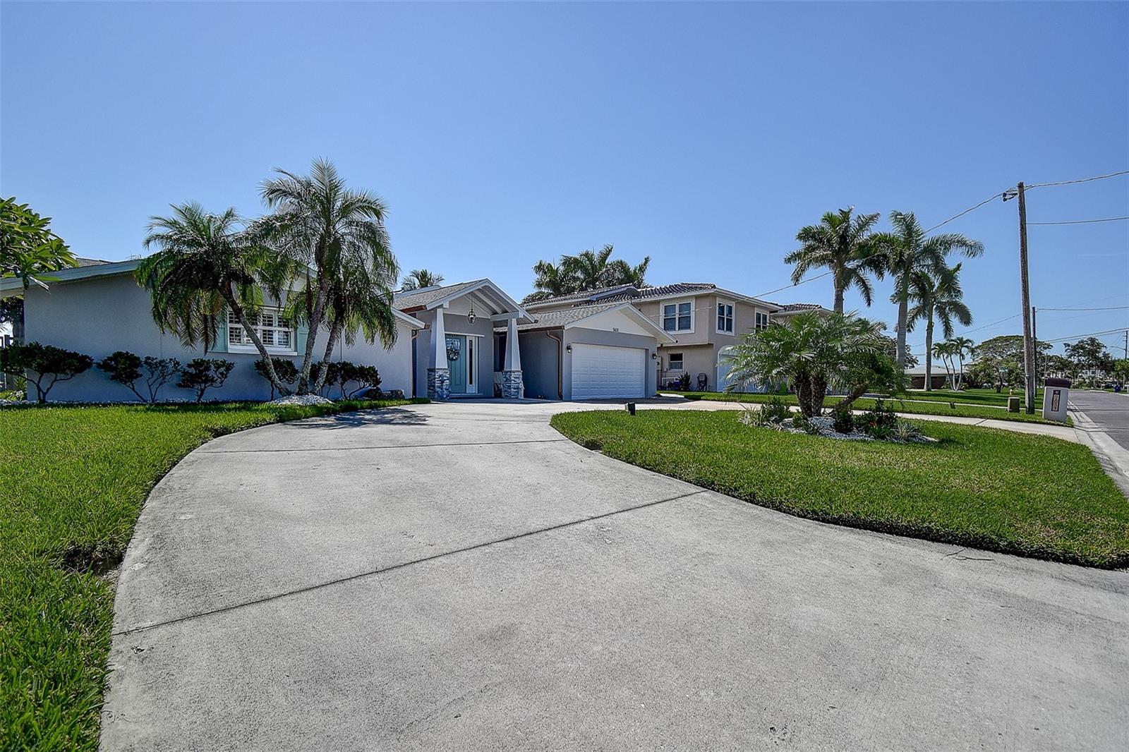 OAKHURST SHORES 1ST ADD - Residential