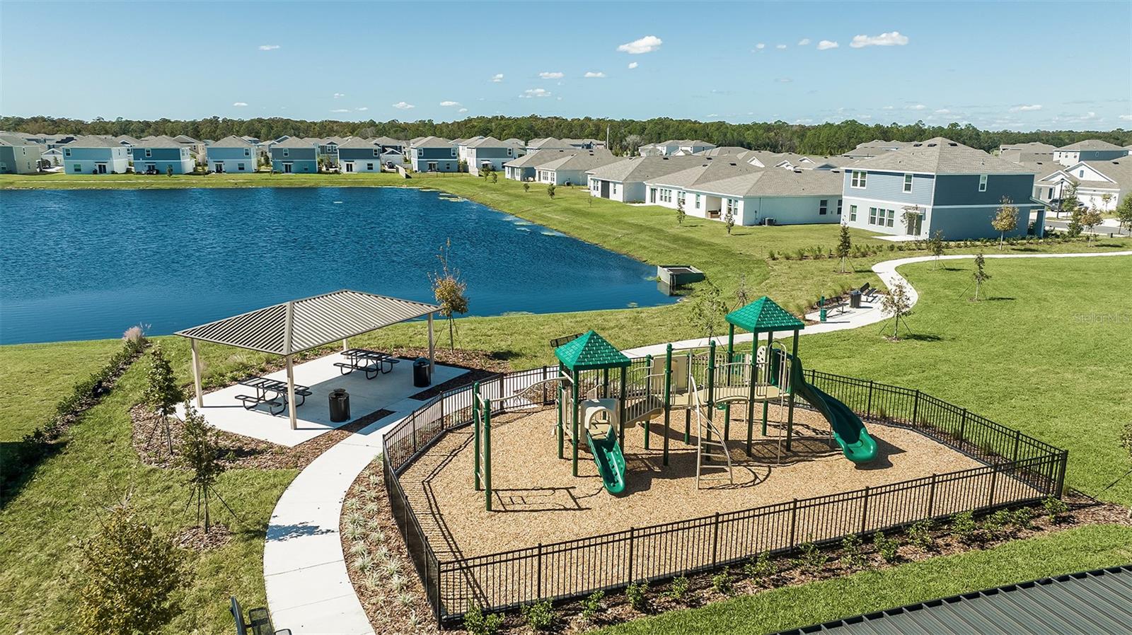 WATERSTONE - Residential