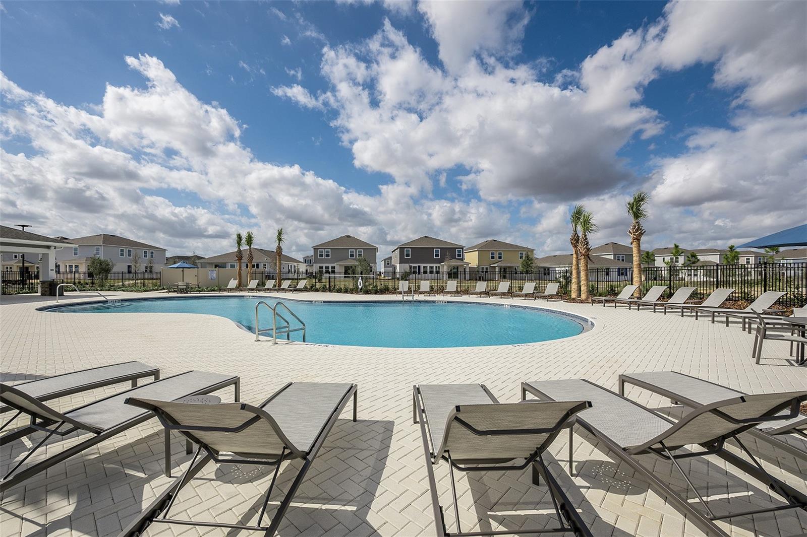 WATERSTONE - Residential