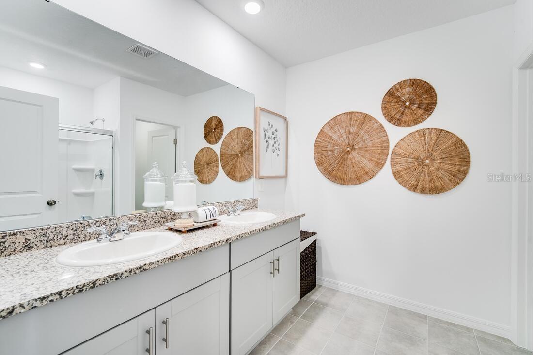 WATERSTONE - Residential