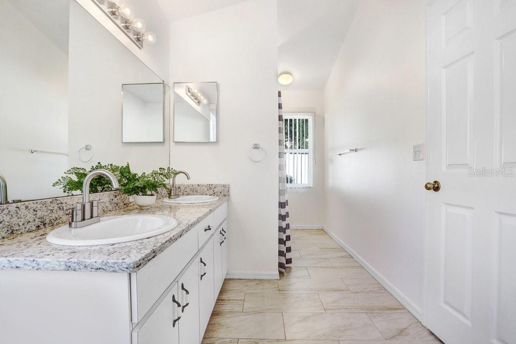 BRENTWOOD HILLS TR A UNIT 2 - Residential