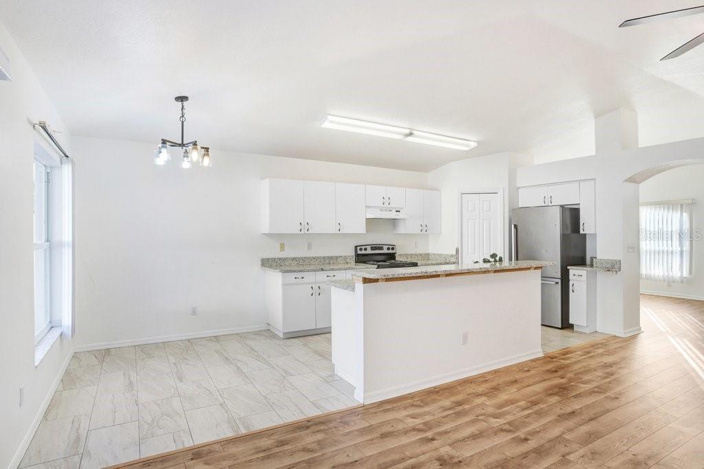 BRENTWOOD HILLS TR A UNIT 2 - Residential