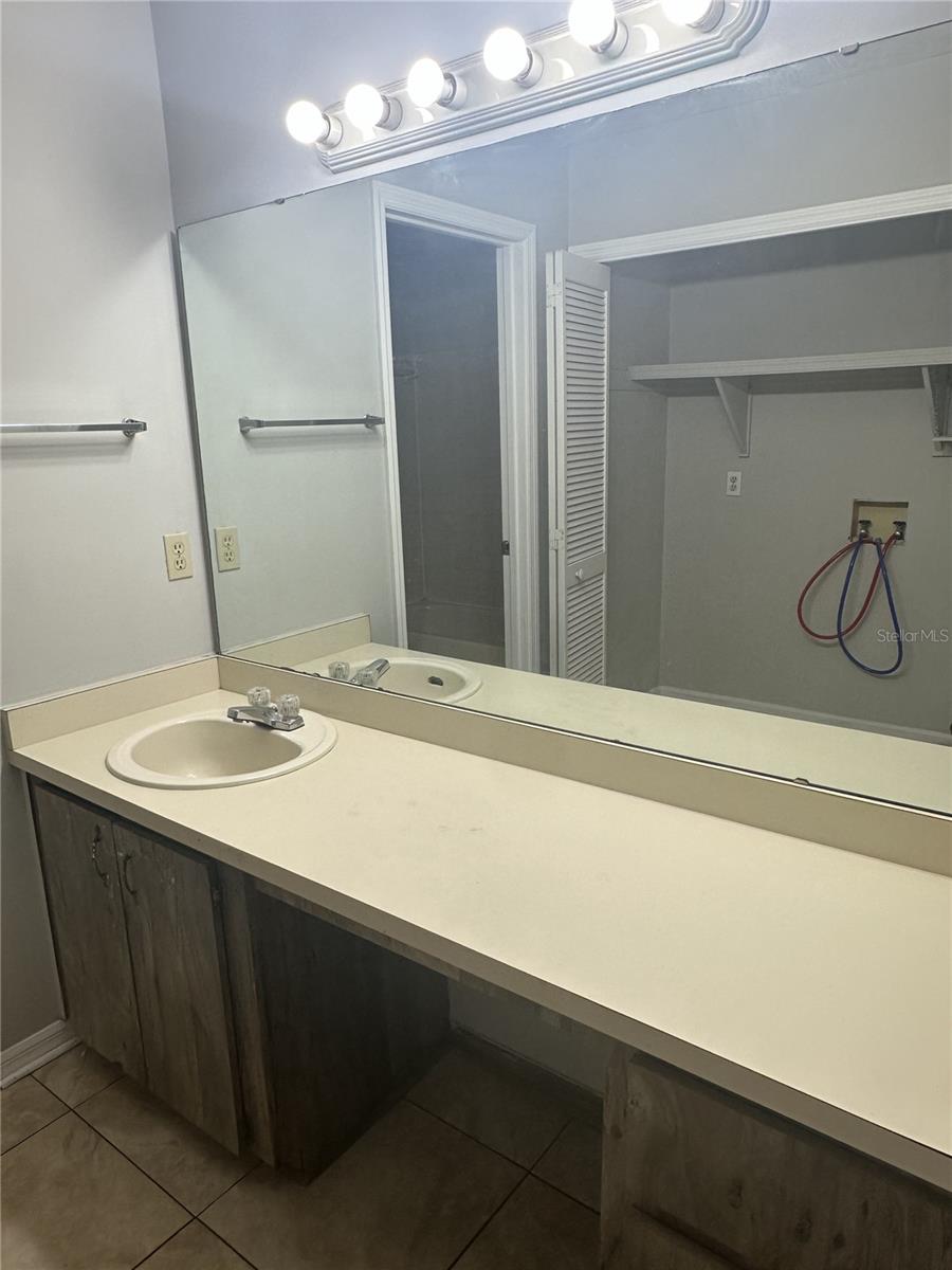 SERENOLA MANOR UNIT 3 NAPIER - Residential