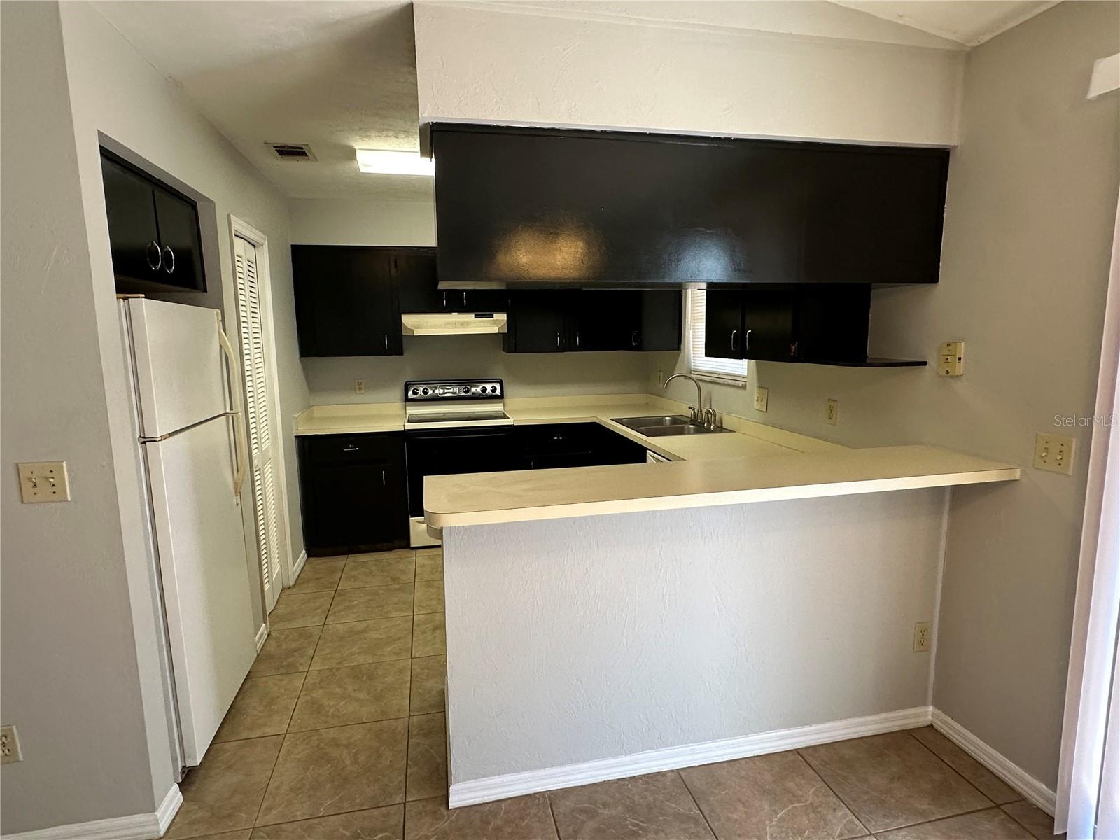 SERENOLA MANOR UNIT 3 NAPIER - Residential