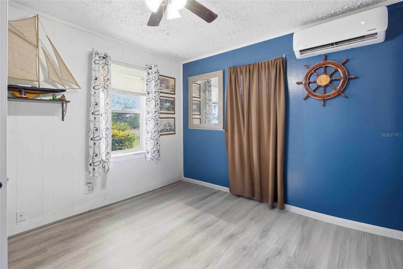 SPORTSMENS PARK - Residential