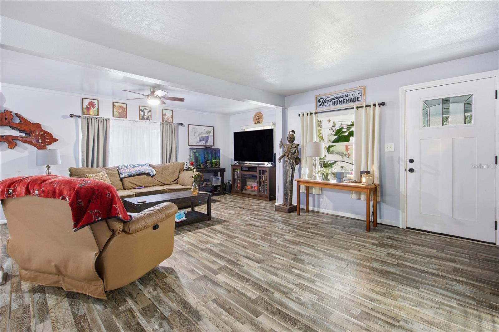 SPORTSMENS PARK - Residential