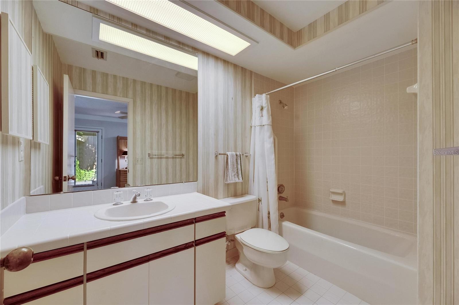 FAIRWAY VILLAGE 02 - Residential