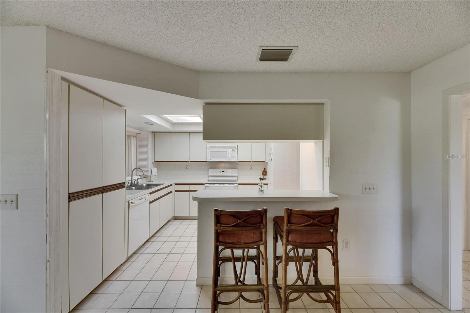 FAIRWAY VILLAGE 02 - Residential