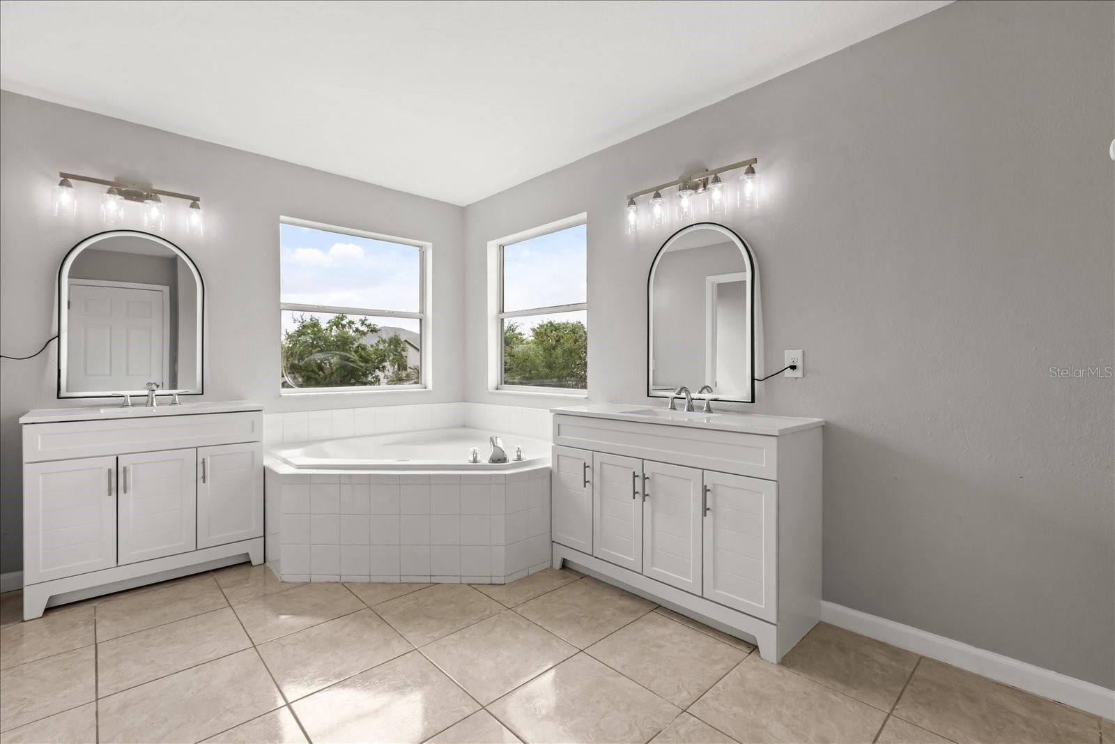 FALCON TRACE - Residential