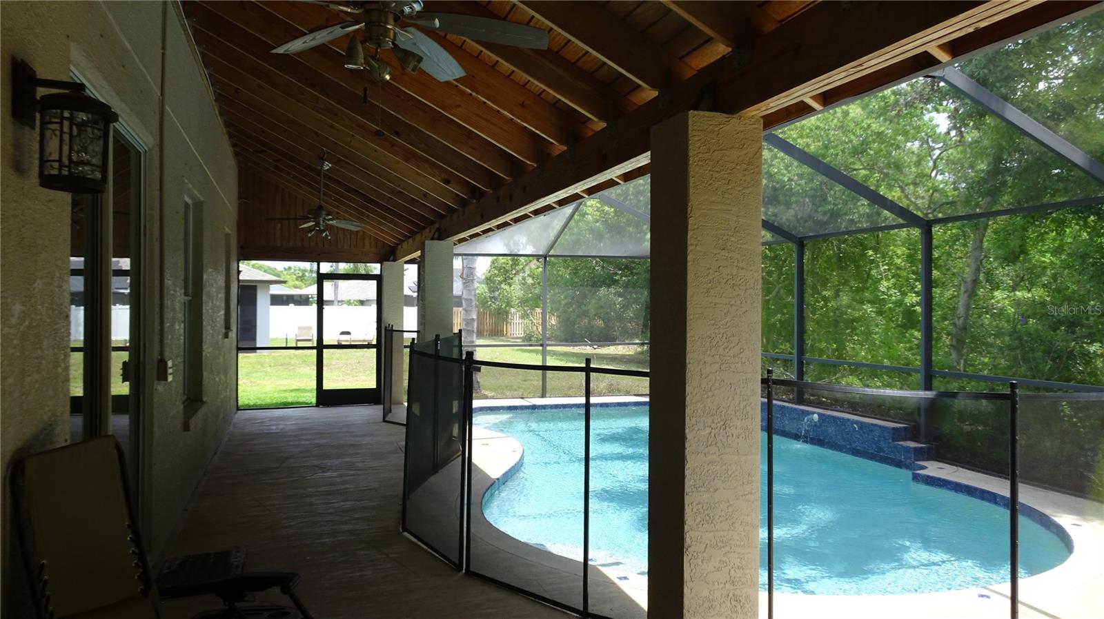 3914 ROSWELL PLACE