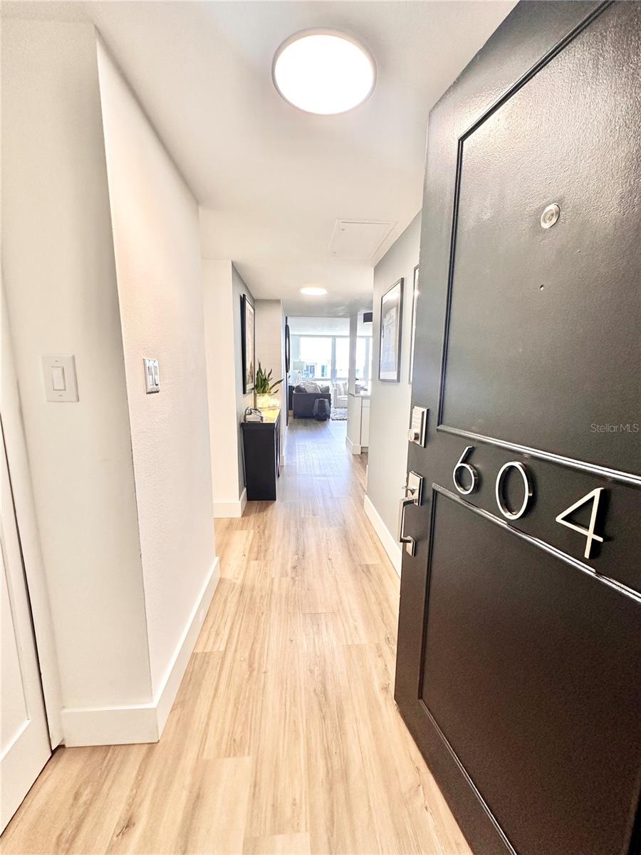 ESSEX HOUSE - Residential