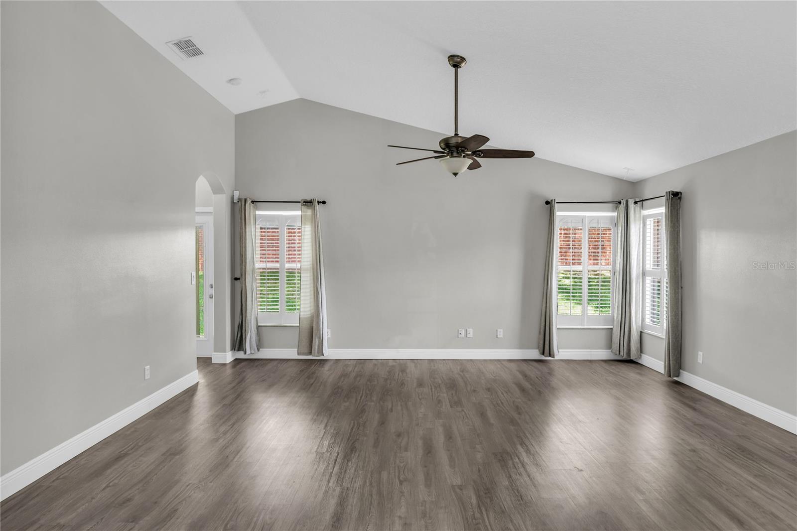 SOUTH RIDGE - Residential