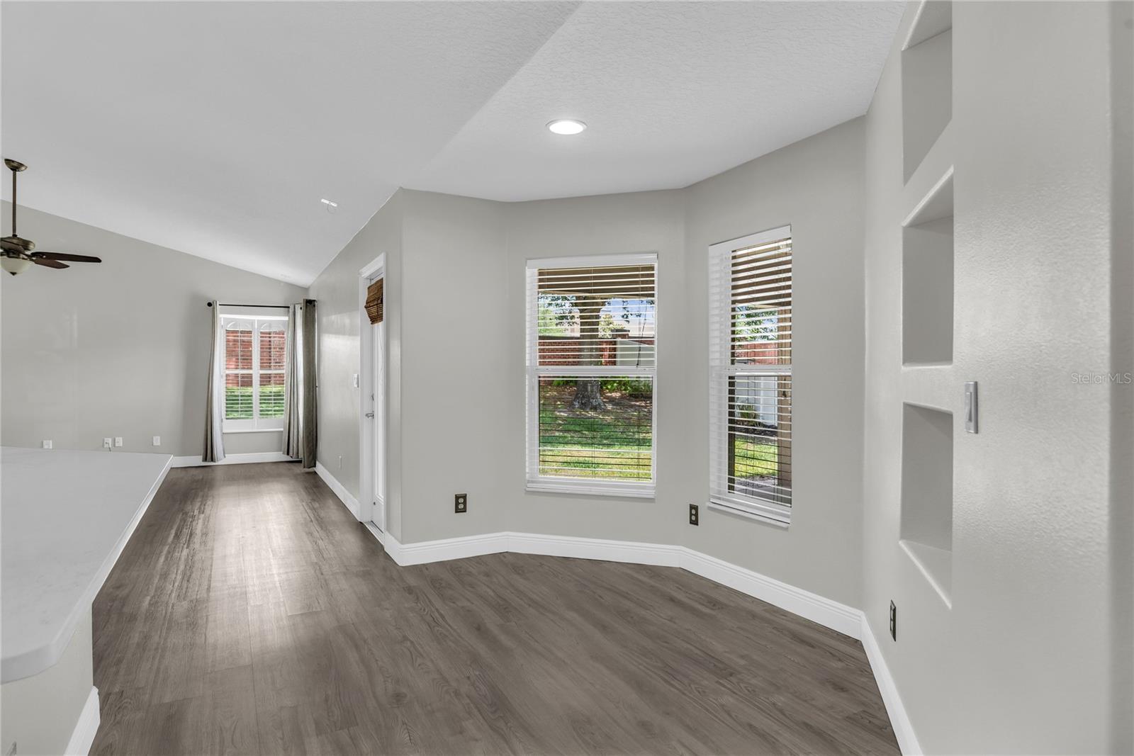 SOUTH RIDGE - Residential