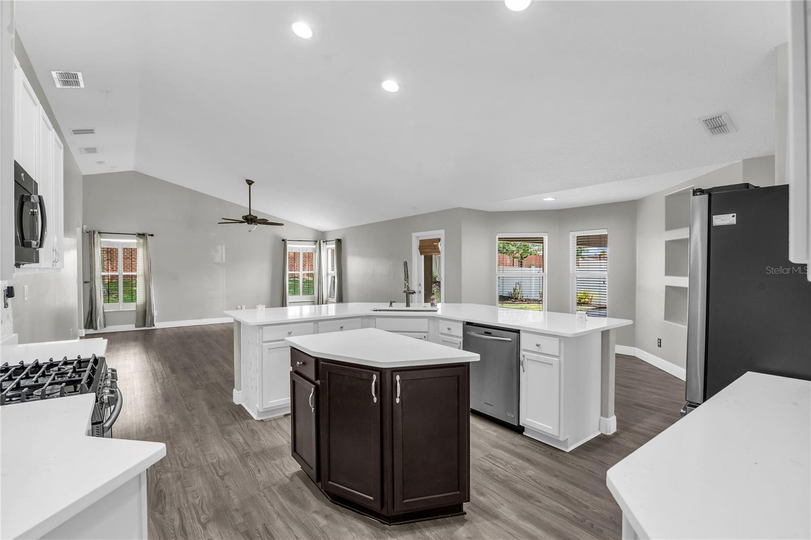 SOUTH RIDGE - Residential