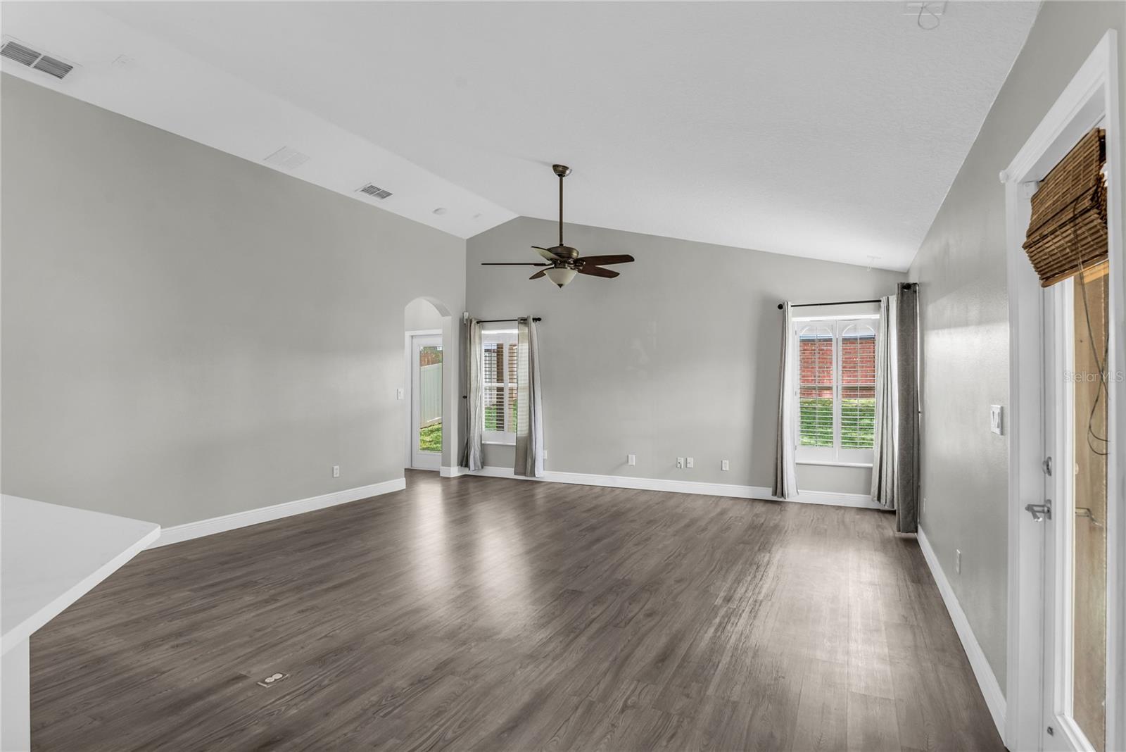 SOUTH RIDGE - Residential