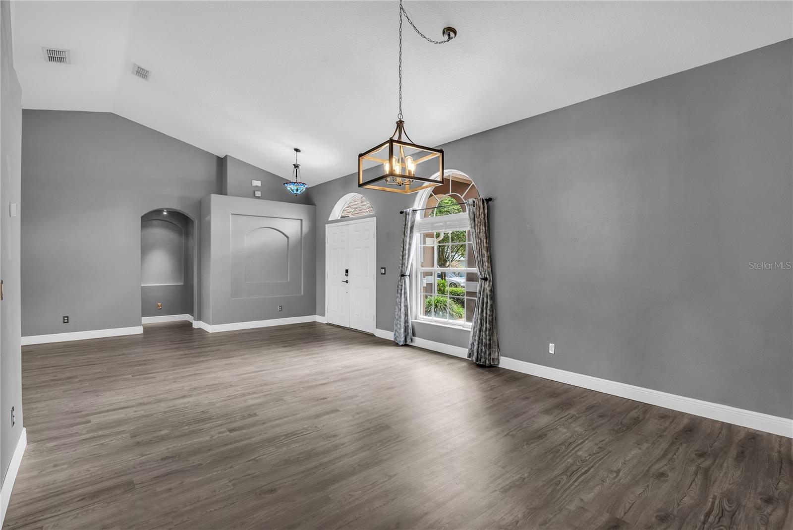 SOUTH RIDGE - Residential