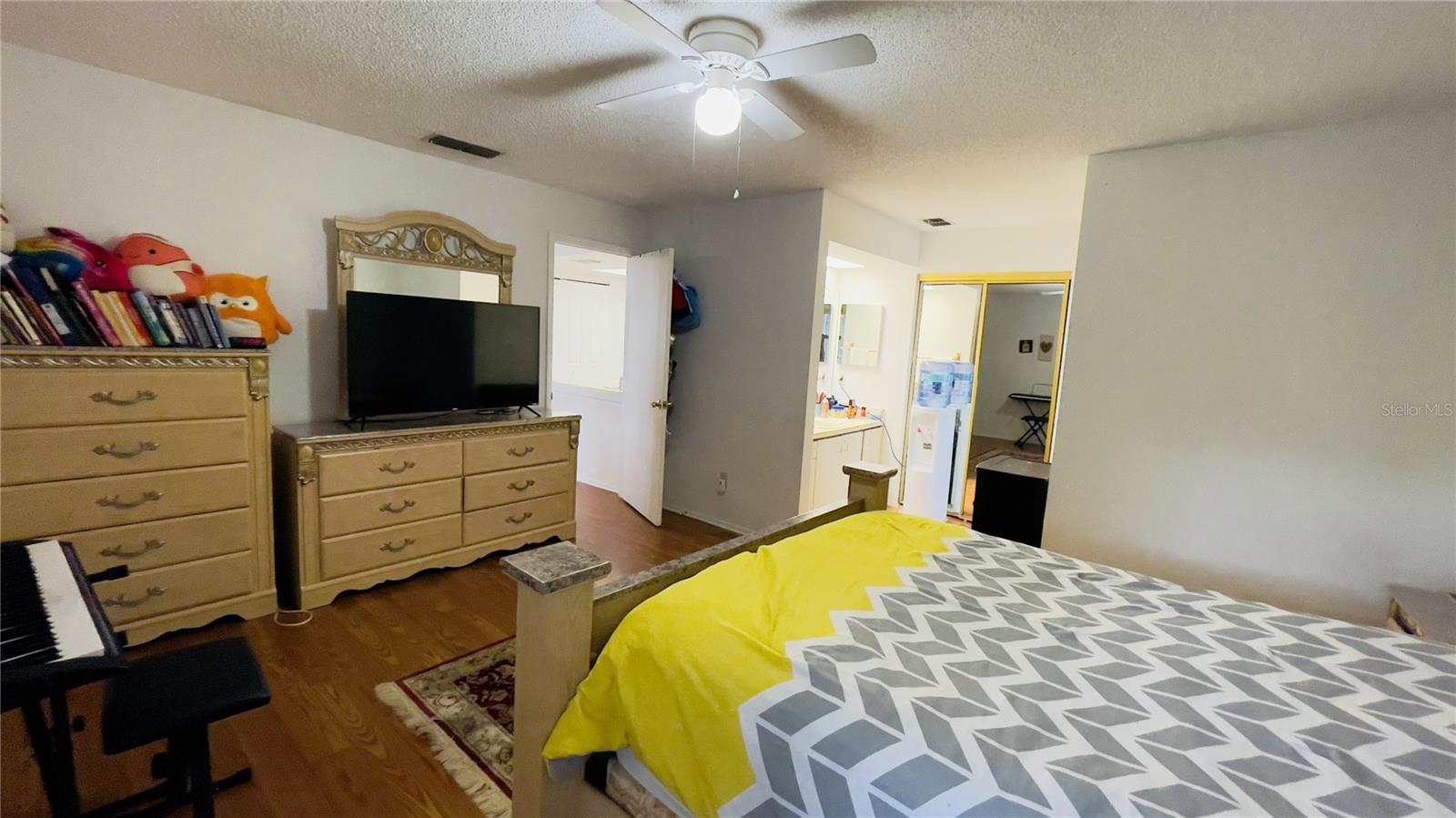 PINE SHADOWS CONDOMINIUM - Residential Income