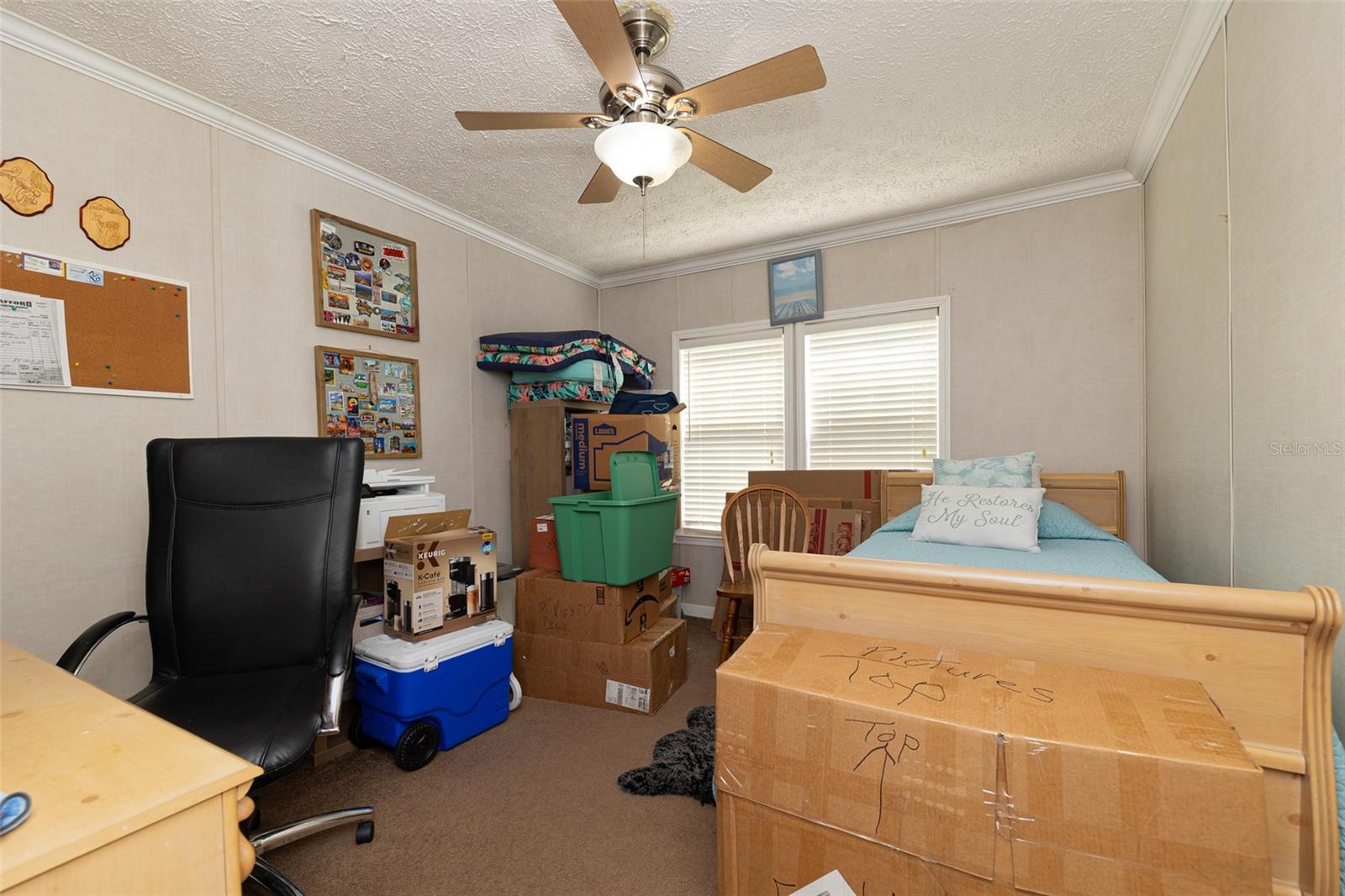 TOWERING OAKS - Residential