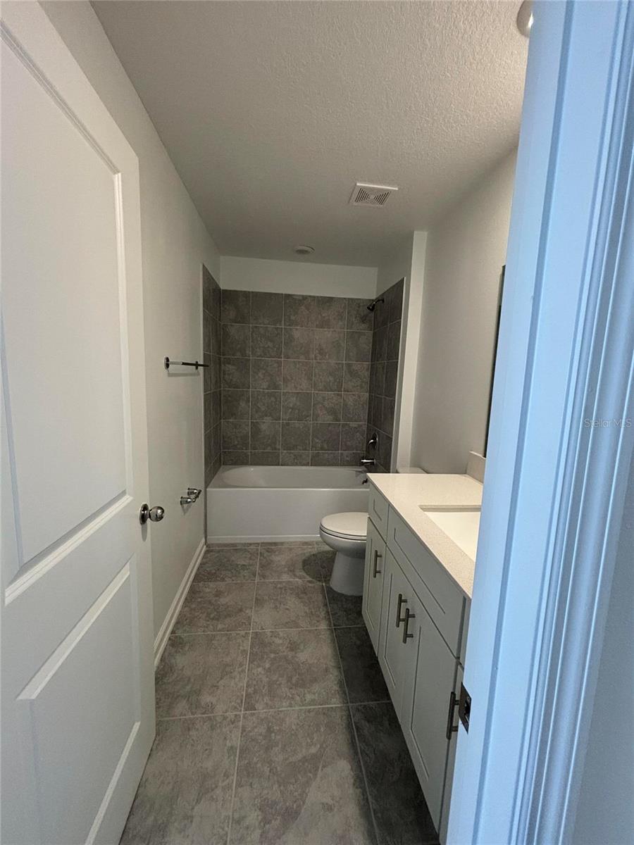 RANCHES/LK MCLEOD II - Residential