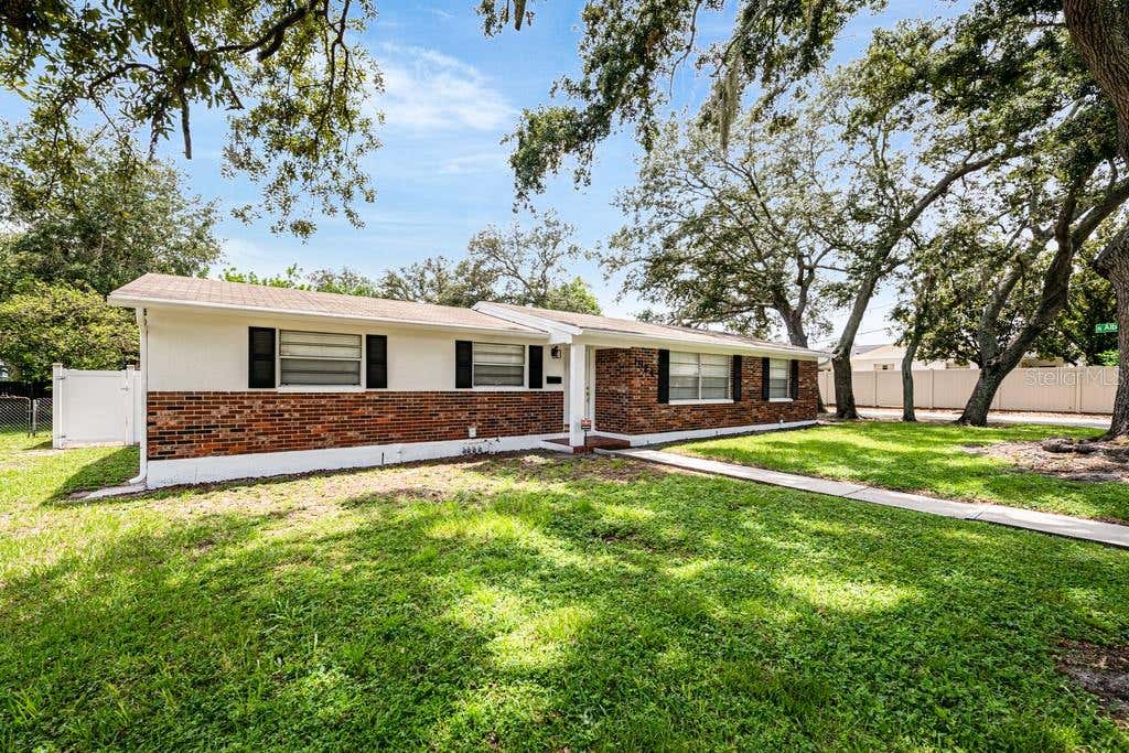 Photo of 1924 W North Street, Tampa, FL 33604 (MLS # TB8534907)