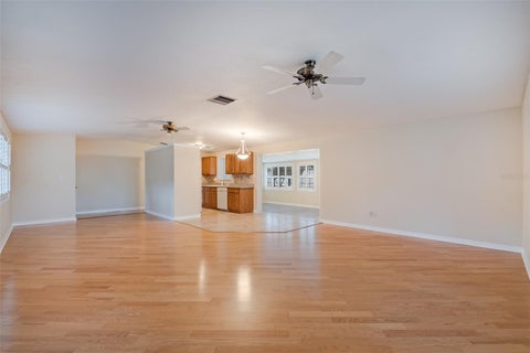 1924 W North Street, Tampa, FL 33604