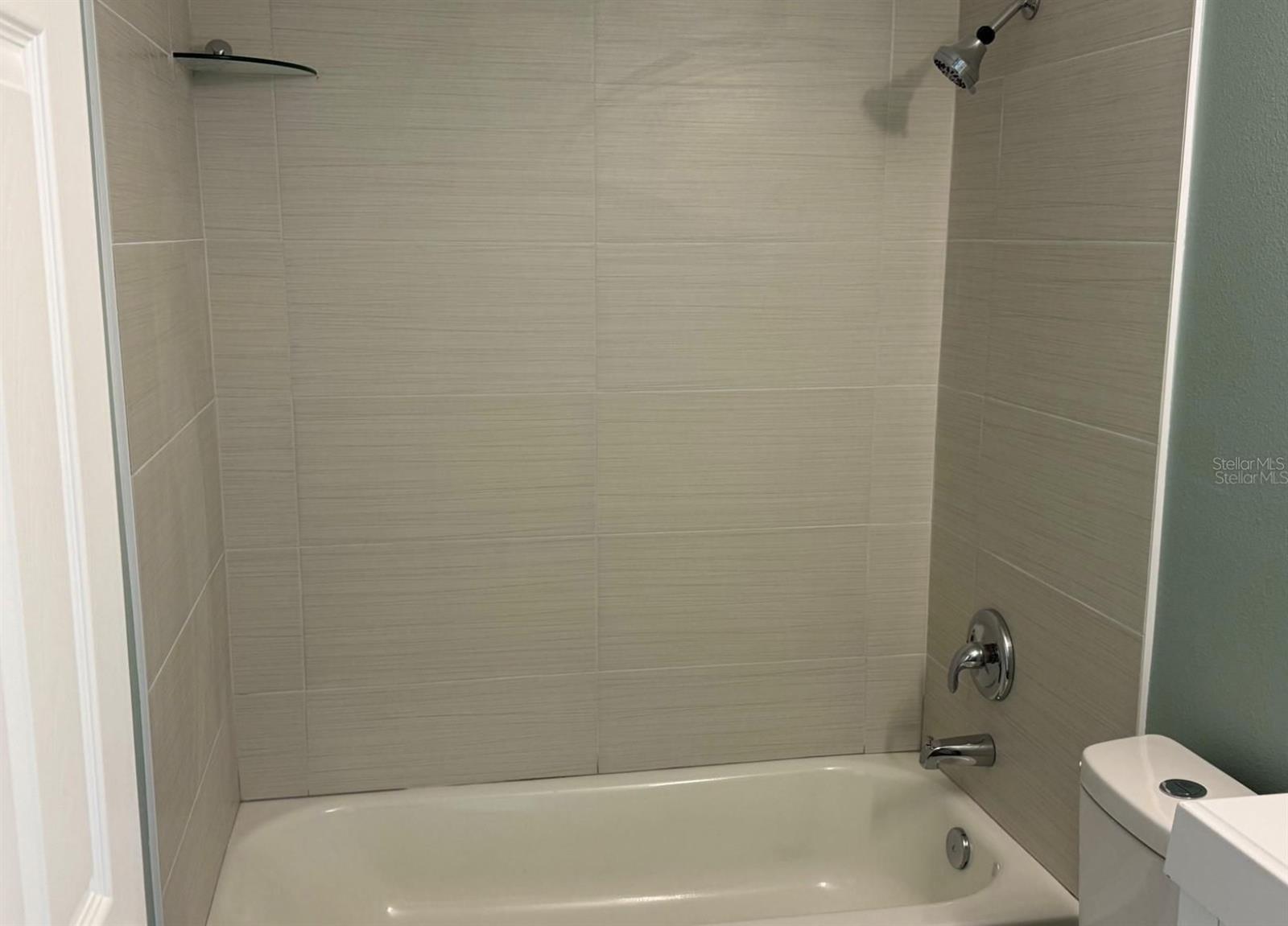 VENETIAN ARMS SEC 1 - Residential Lease