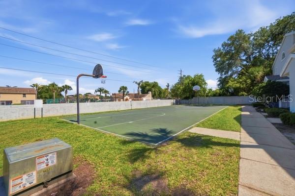 COLUMBIA ARMS CONDO - Residential