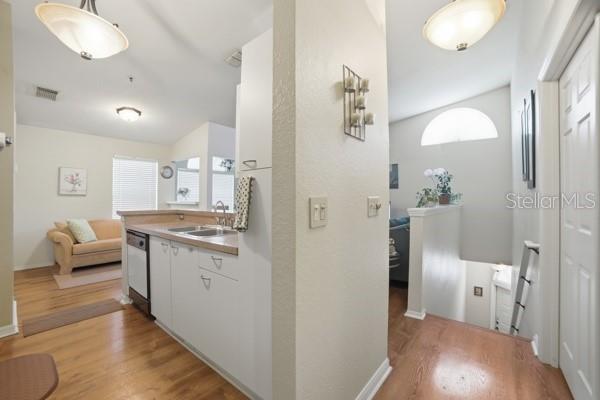 COLUMBIA ARMS CONDO - Residential