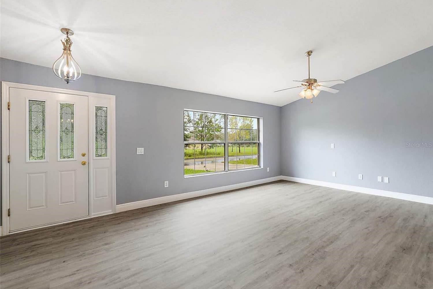 SILVER SPGS SHORES UN 24 - Residential Lease