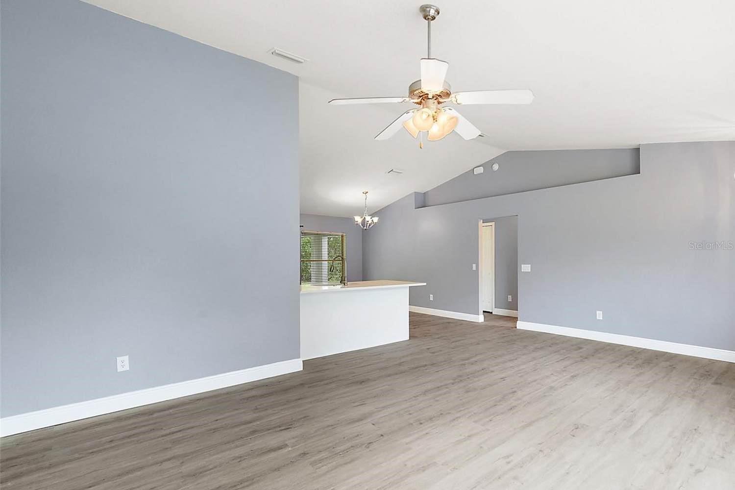 SILVER SPGS SHORES UN 24 - Residential Lease