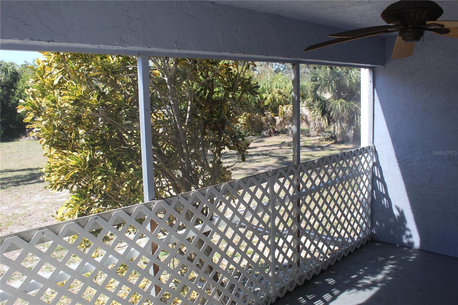 HOLIDAY OAKS CONDO - Residential Lease