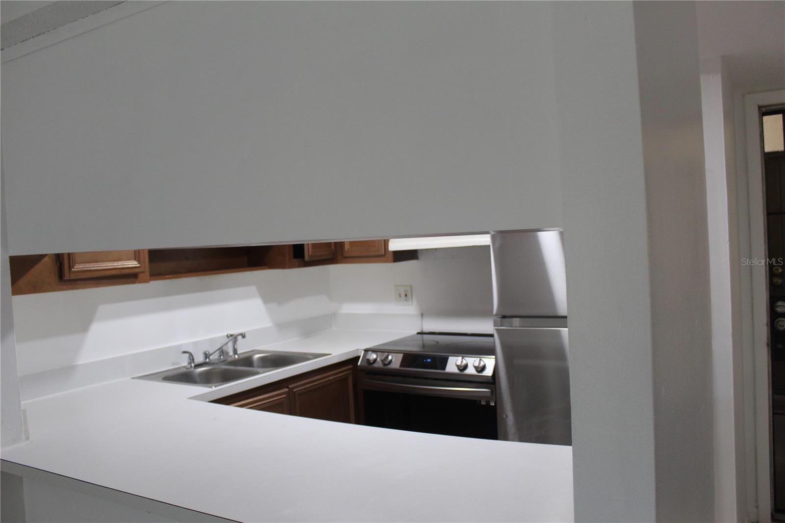 HOLIDAY OAKS CONDO - Residential Lease