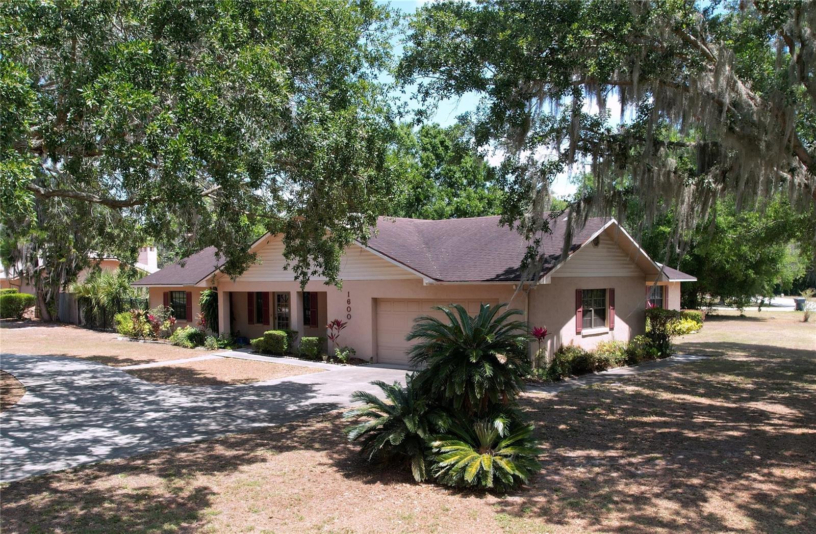 1600 ALMA COURT