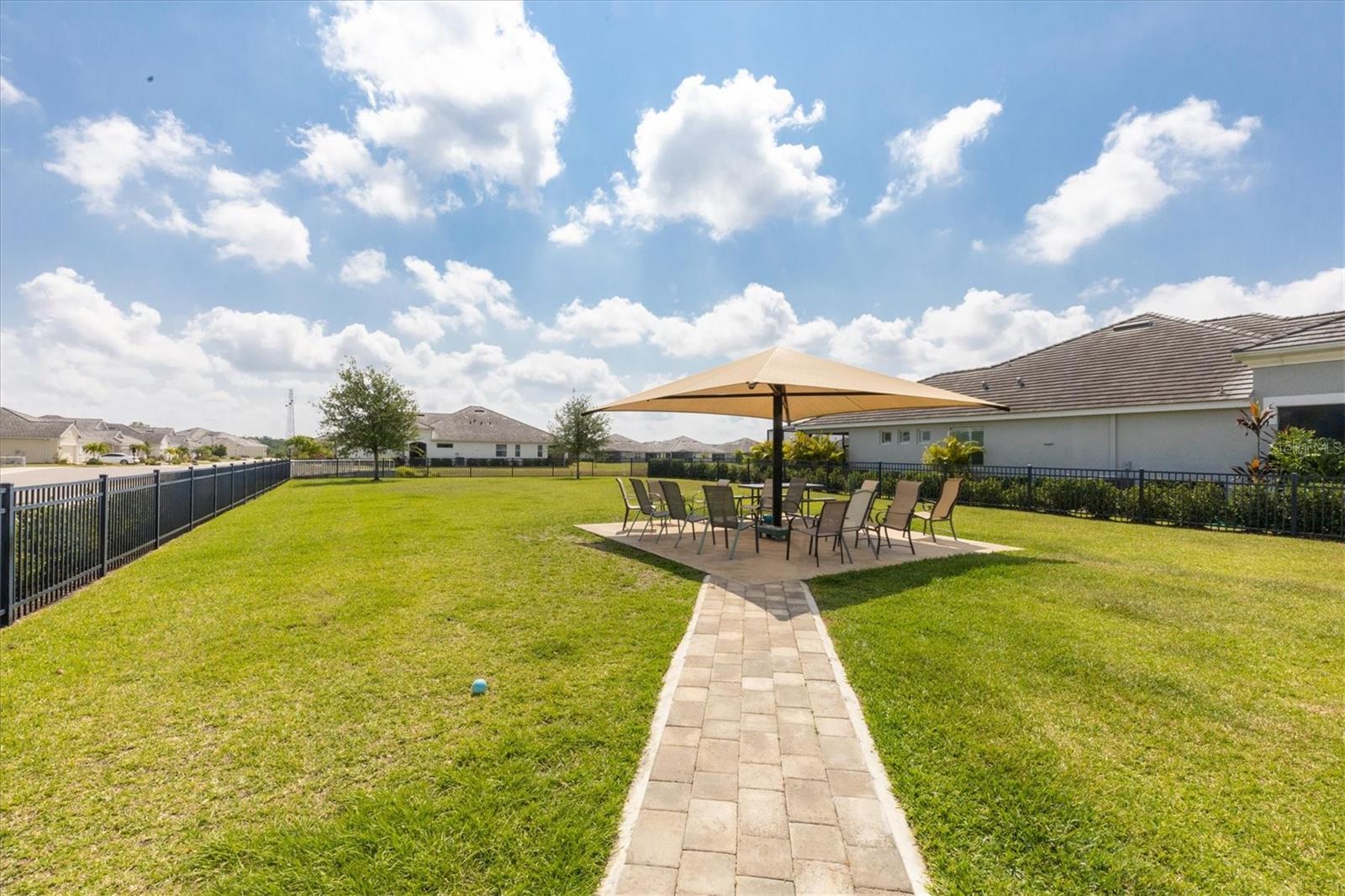 UNIVERSITY VILLAGE - Residential