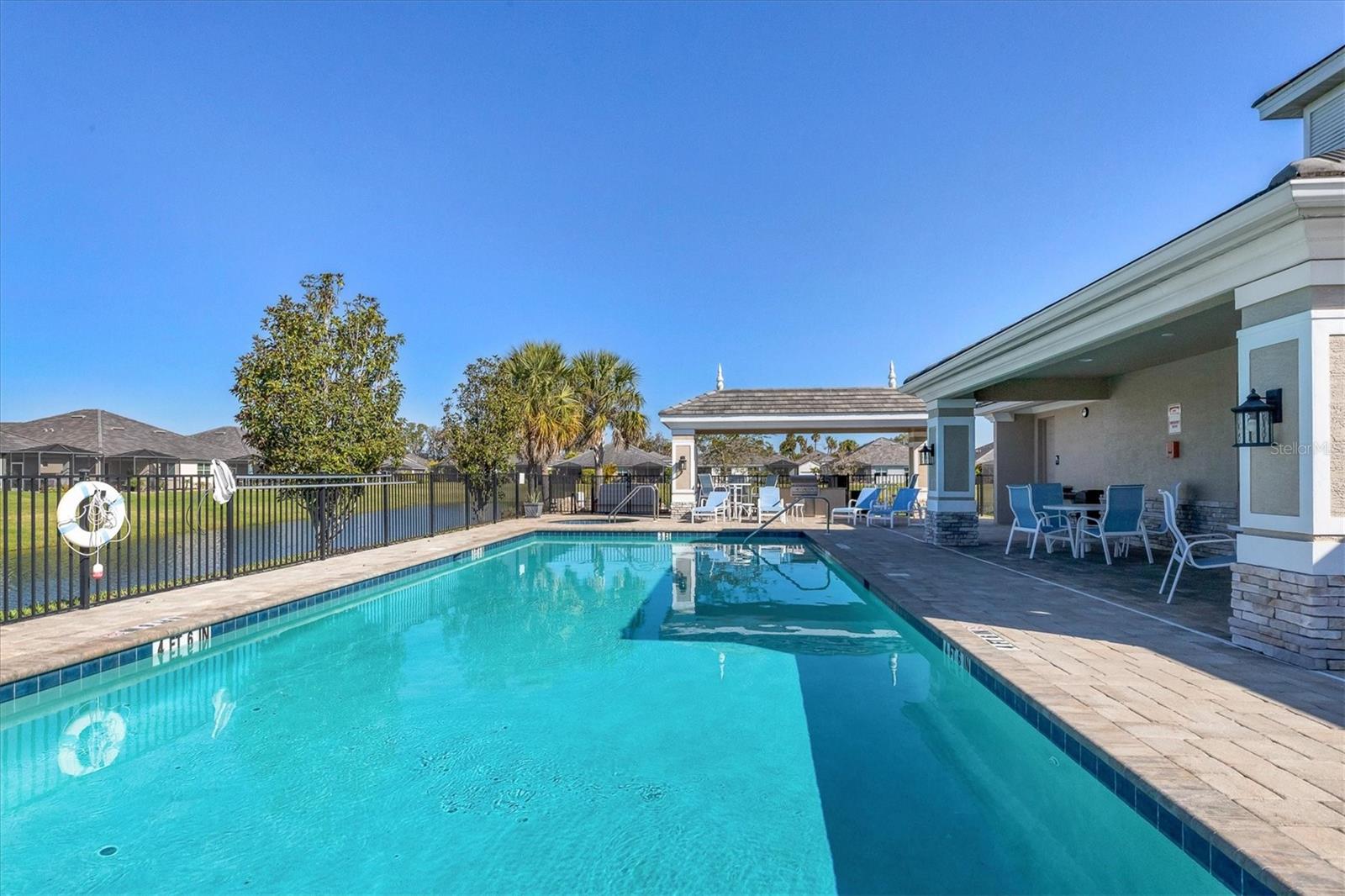 UNIVERSITY VILLAGE - Residential