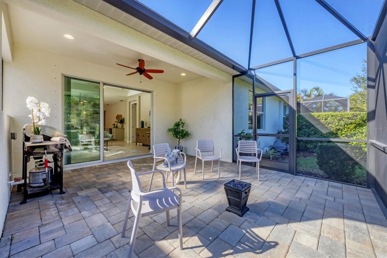 UNIVERSITY VILLAGE - Residential