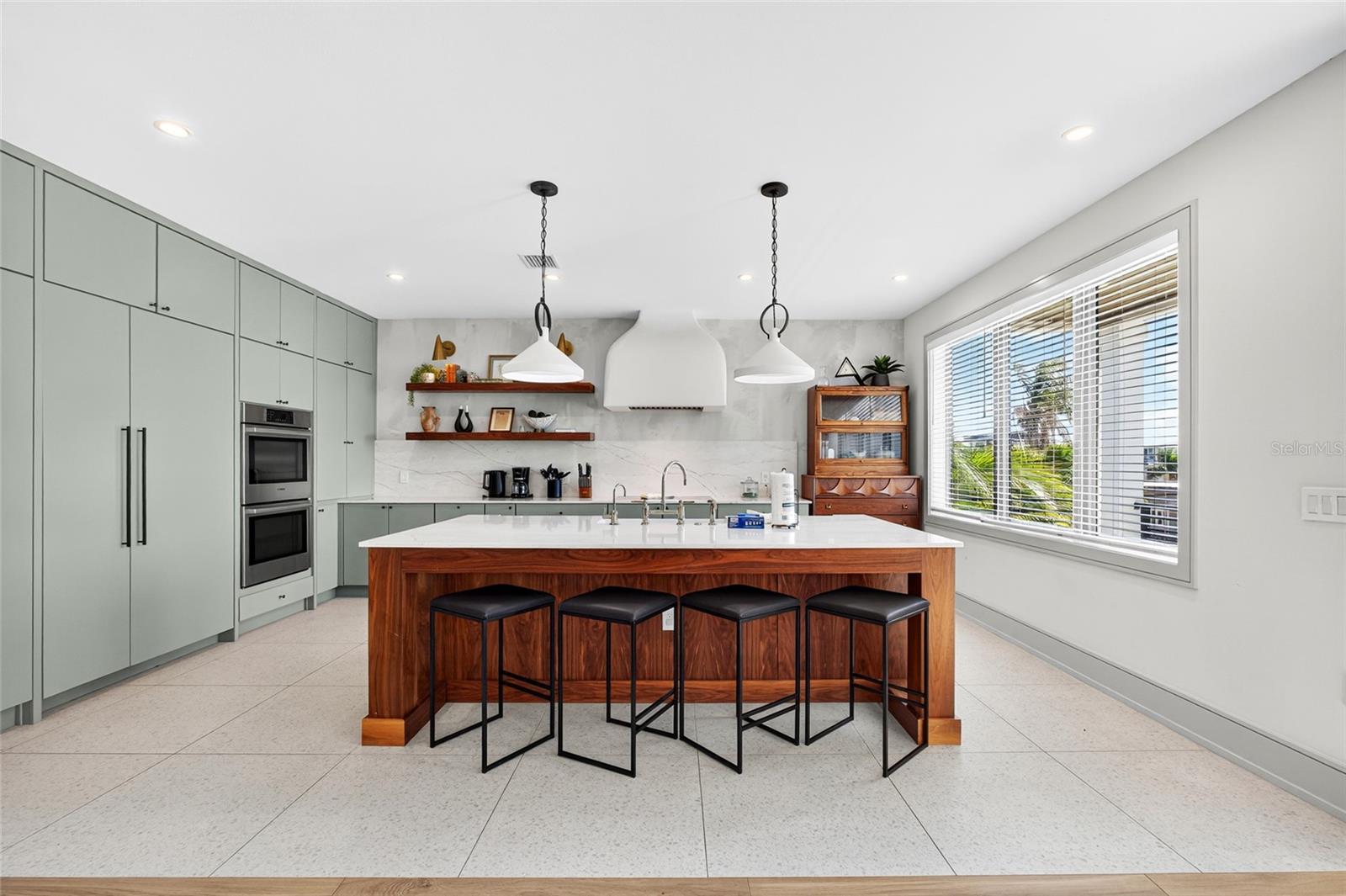 100 12TH STREET N, BRADENTON BEACH, FL, 34217 4 100 12TH STREET N