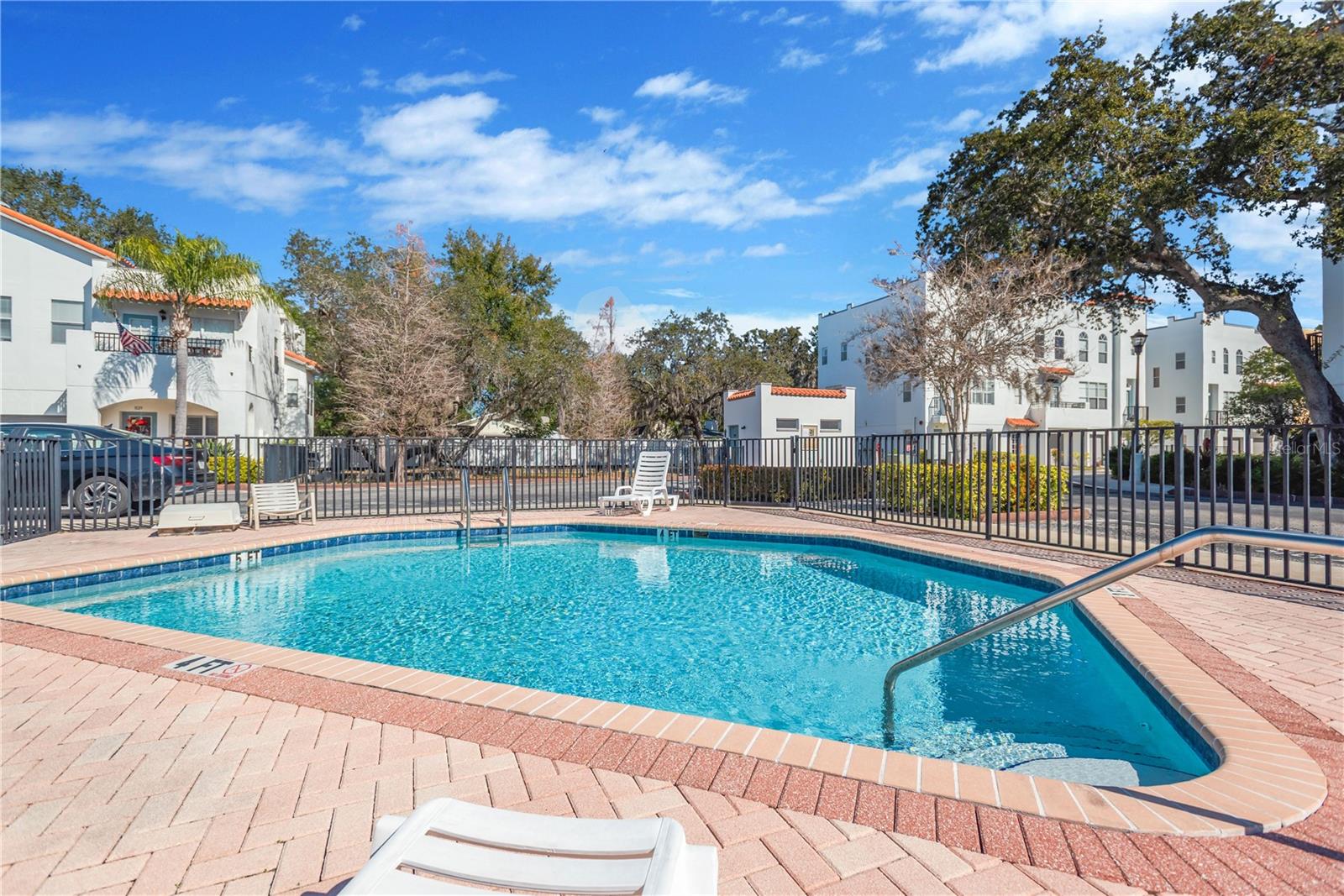 VILLAS OF TOSCANA TOWNHOMES - Residential