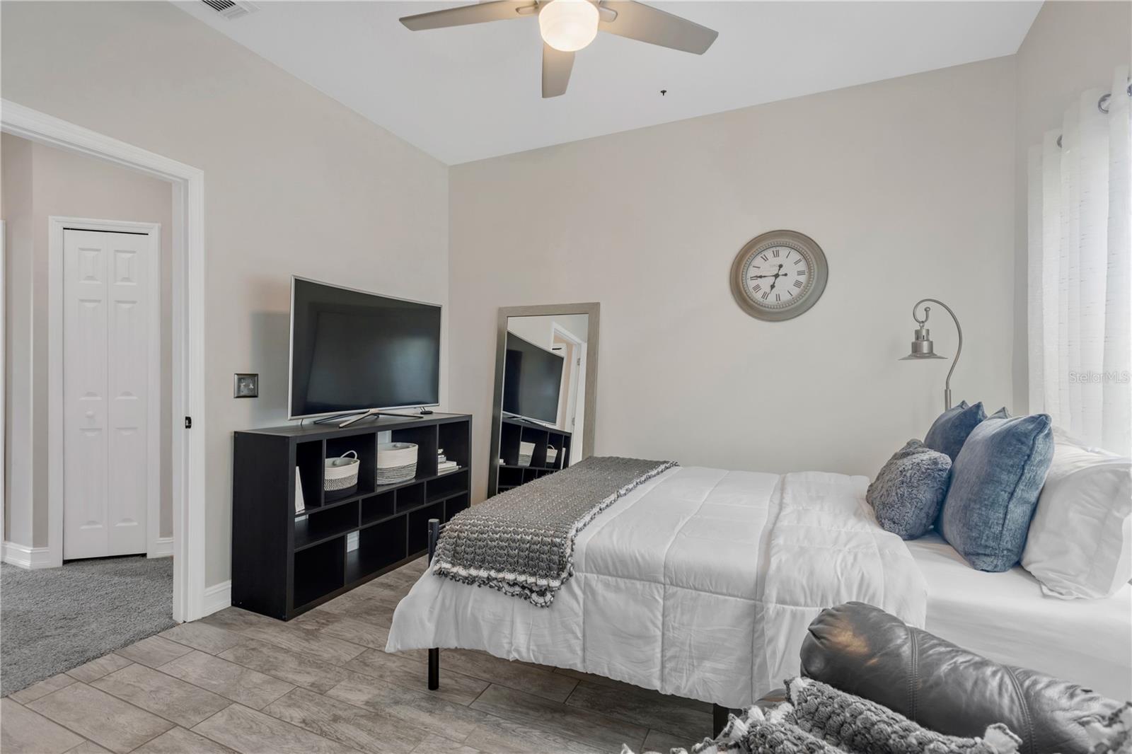 VILLAS OF TOSCANA TOWNHOMES - Residential